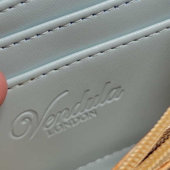 Vendula LONDON 2019: GELATO TRUCK wallet full zipper Teal Textured details - Picture 6 of 6